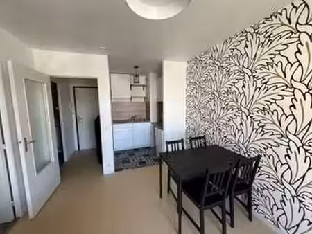 location appartement 2 pièces meublé à châteaubourg (35220) : à louer 2 pièces meublé / 30