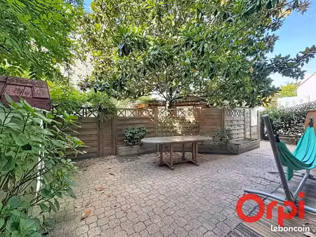appartement 5 pièces 145 m²