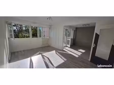 loue 85m2 t4 rénové et lumineux