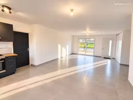 pavillon 4 pièces 93 m²