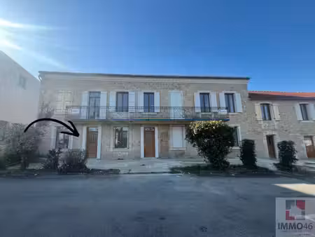 appartement t3 au rdc -plein centre de gramat