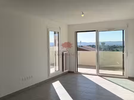 a louer appartement 2 pièces neuf avec terrasse et parking