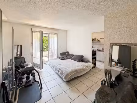 joli studio à mantes-la-jolie de 28 m2