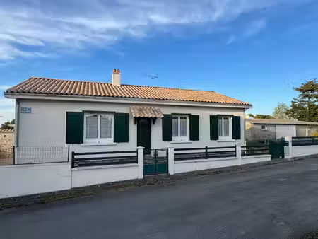 charmante maison 3 chambres très bien entretenue - st jean d'hermine 85210