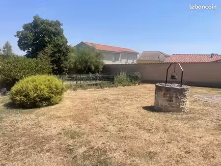 terrain 700 m² lancie