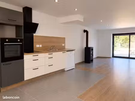 appartement t4 - rénové - 88m2 - secteur marnay