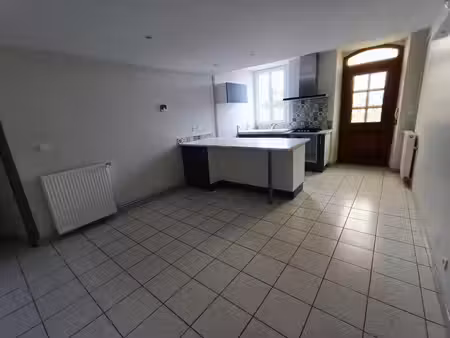 castelnaudary - appt t3 bis en rez de jardin