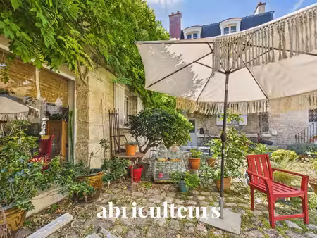 maison historique de charme 103 m² – cour pavée & terrasse – en vente à le pecq (78230)