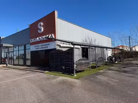 location commerce moncel les luneville 54300 301m²
