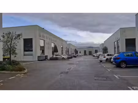 location local d’activités 346m²