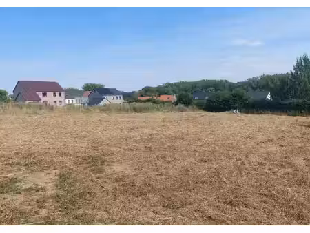 superbe terrain plein sud