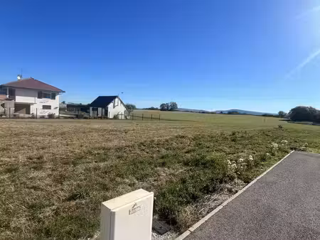 terrain constructible viabilisé à vendre