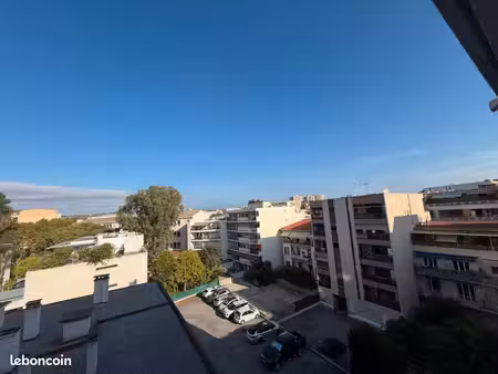 urgent succession – 3 pièces 69 m² – double exposition – 2 grands balcons – parking et cav