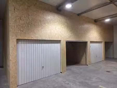 parking à louer
