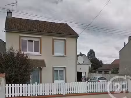 maison à louer - 4 pièces - 85 m2 - chateauneuf sur loire - 45 - centre