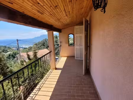aspremont - maison de charme à rénover avec belle vue dégagée