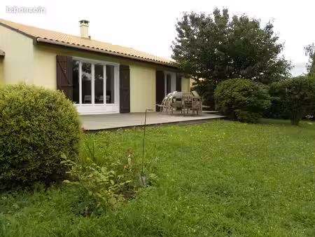 maison t4 de 130m² avec suite parentale et jardin clos - saint-genis-laval
