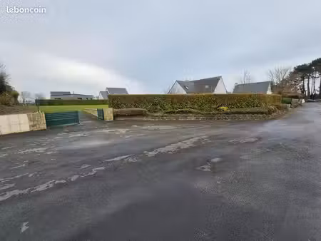 terrain constructible viabilisé 1150 m2 bourg de plonéour-lanvern