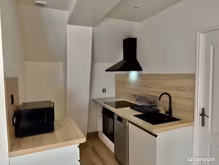 appartement 2 chambres parking et garage en ville