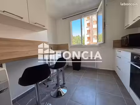 appartement meublé 3 pièces 52.89m² à louer 720 - seyssinet pariset 38170