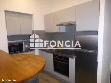 appartement 2 pièces 37.95m² à louer 550 - vizille 38220