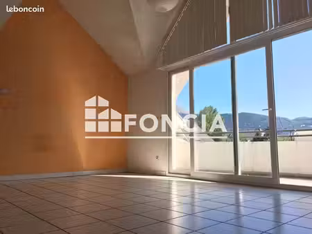 appartement 3 pièces 68.27m² à louer 820 - vizille 38220