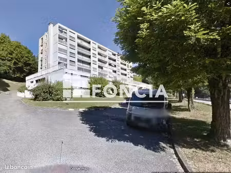 stationnement 16m² à louer 77 - voiron 38500
