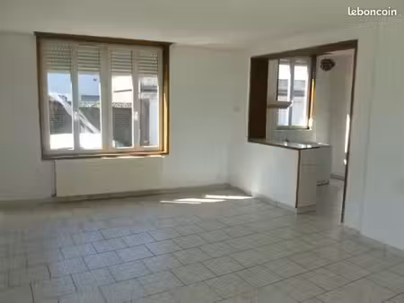 ? appartement rez-de-chaussée  jardin clos 100 m²  2 chambres  proche belgique?