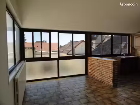 appartement 2 pièces 61 m²