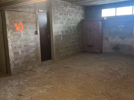 garage securise en sous-sol d'une residence