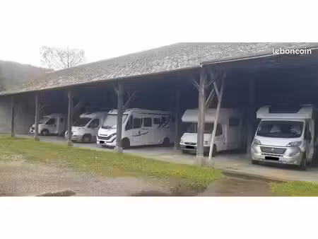 location emplacement camping car/caravanes