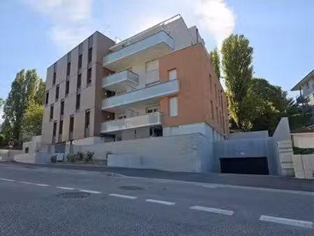 location garage 15m2