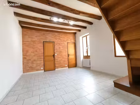 maison 50m2 + jardin 50m2 + cabanon