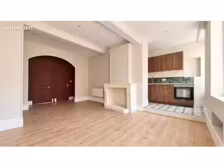 appartement 3 pièces 65 m²