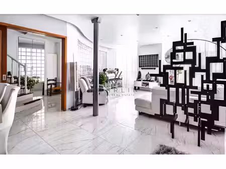 maison de ville à vendre dans le quartier sentier-bonne nouvelle