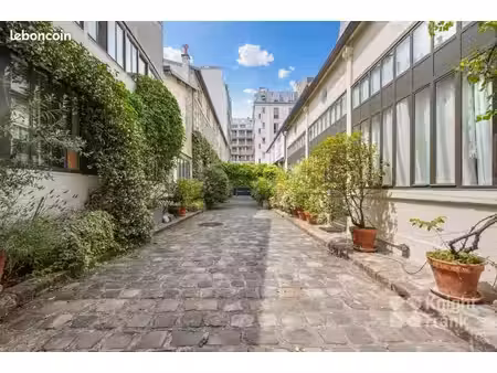 bureaux 231 m²