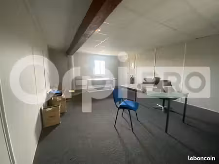 bureau 170 m²