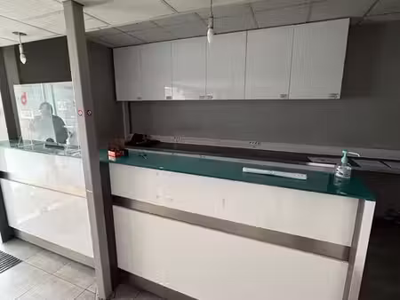 local commercial 143 m² paris 13