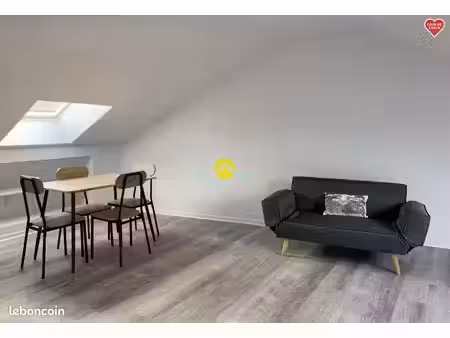 immeuble avec appartements et local