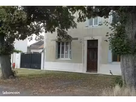 vends maison 242m² de caractère de 1902 dans village calme toutes commodités