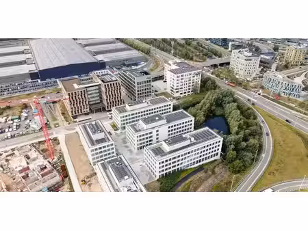 bureau à vendre à sint-denijs-westrem pour € 10.335.600