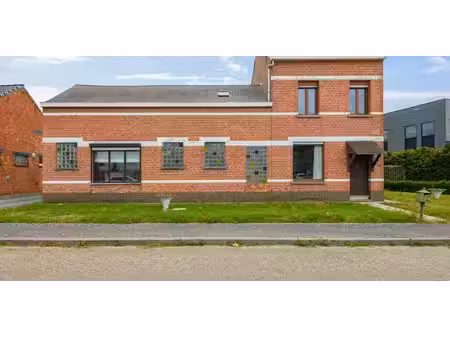 maison à louer à mechelen pour € 1.950 avec 4 chambres à coucher