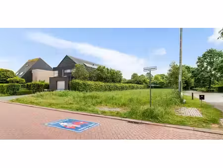 sous option - terrain à vendre à olen