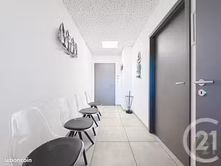 local 42 m²