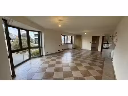 appartement à louer à aalter pour € 975