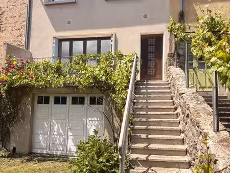 maison de village avec terrasse  jardin et garage