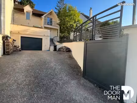 maison 4 pièces 111 m²