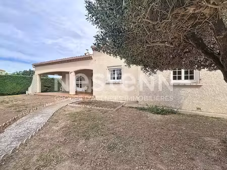 villelongue de la salanque - a vendre villa plain pied en 4 faces de 6 pièces avec jardin 
