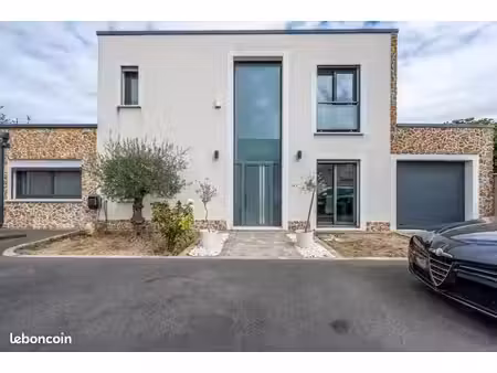 maison 6 pièces 139 m²