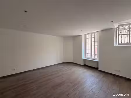 appartement 2 pièces 54 m²